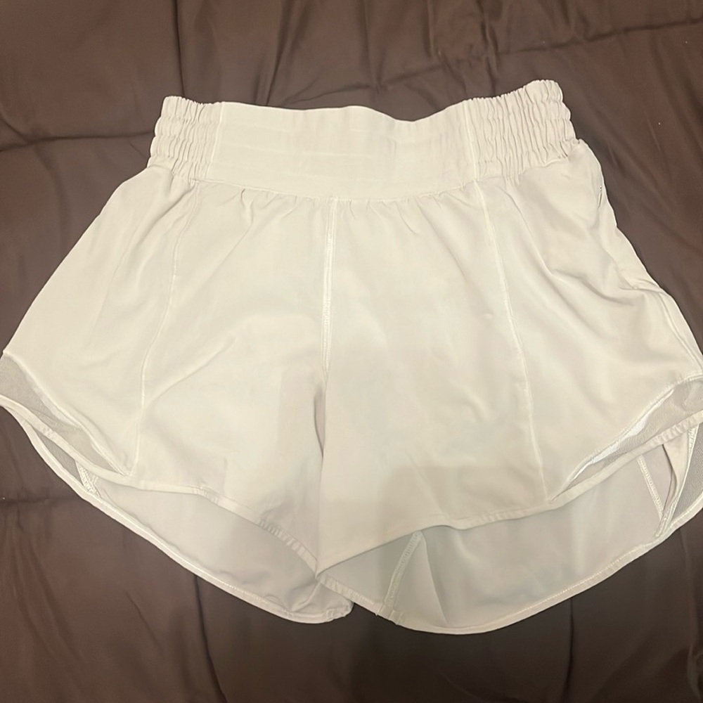 Lululemon hotty hot shorts 4”